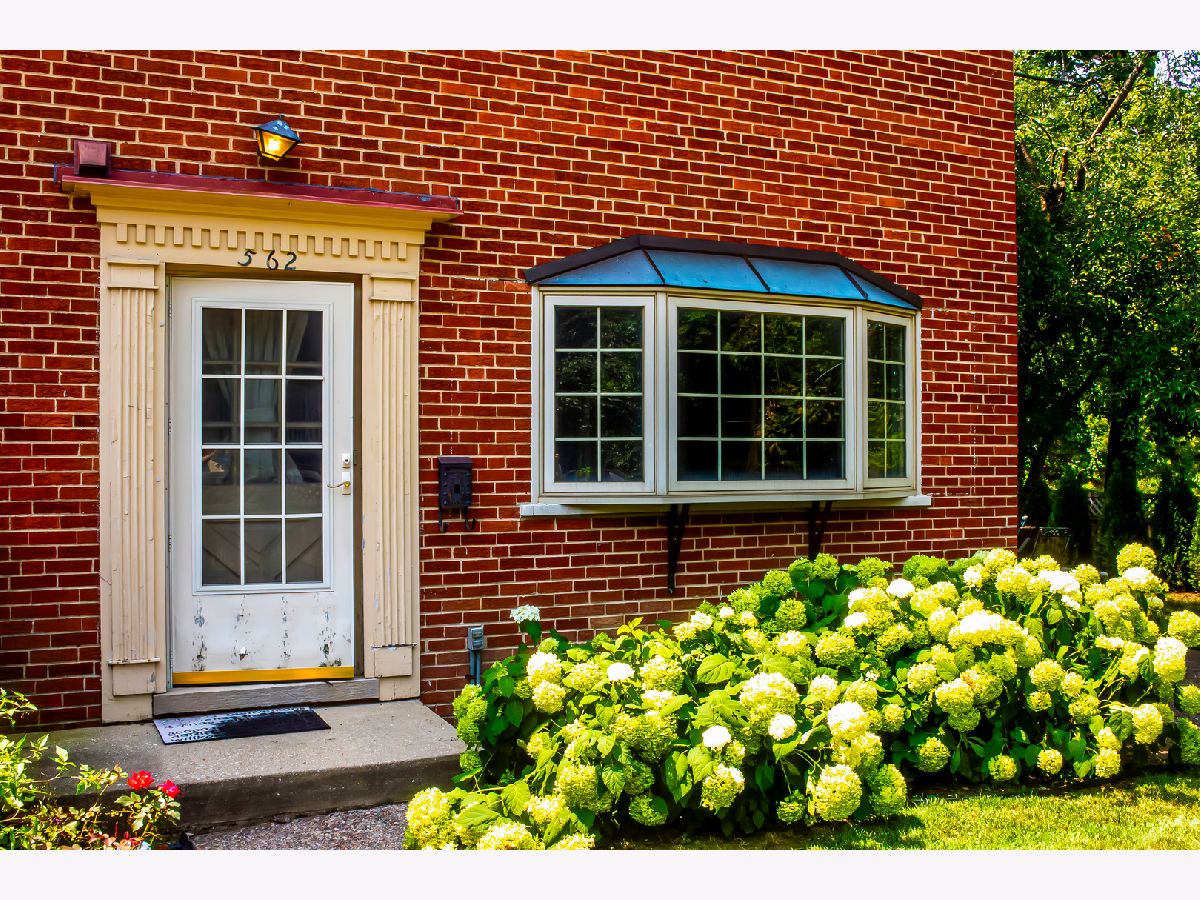  For Sale Glencoe Illinois, 562 Green Bay Road