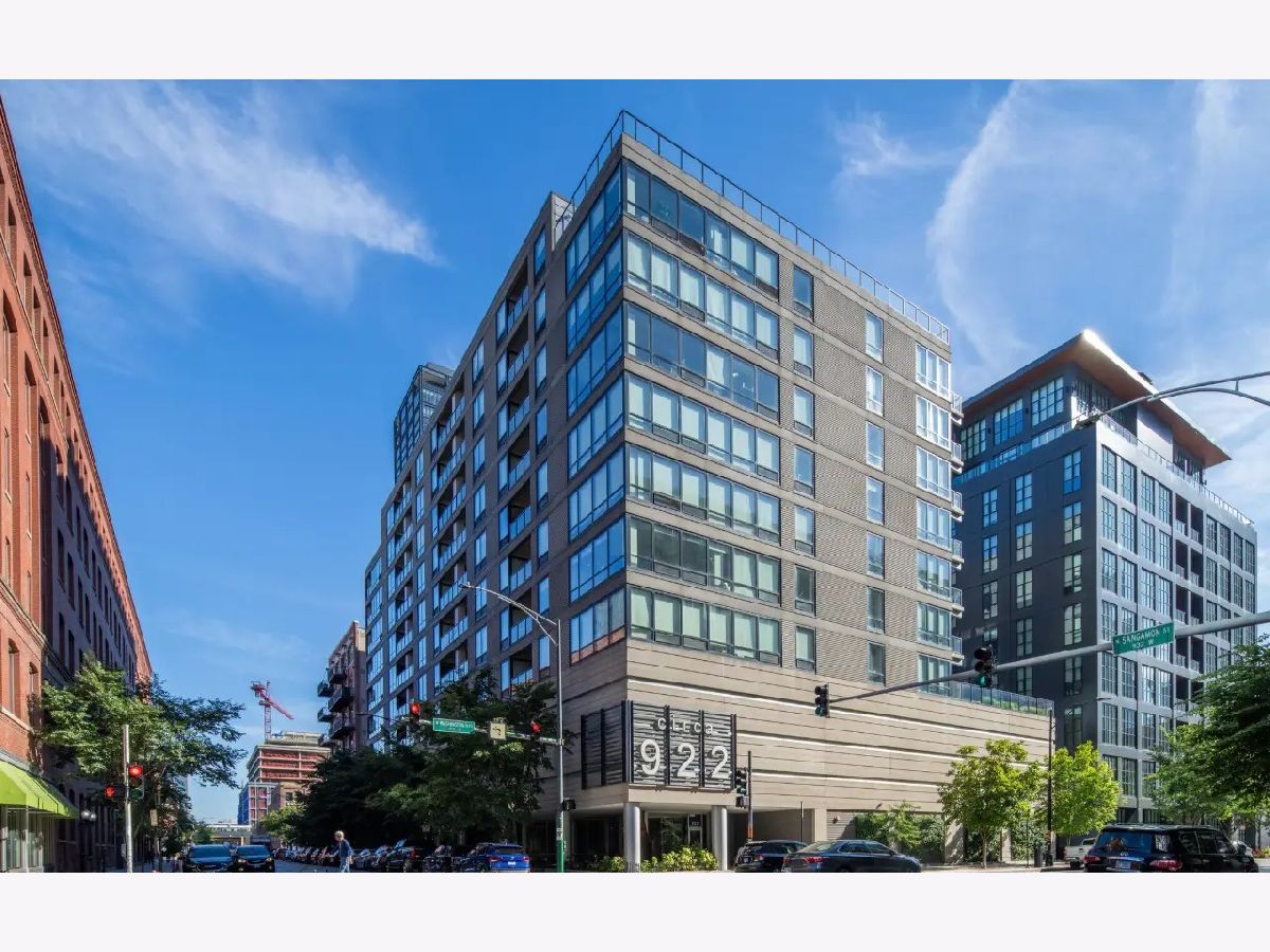  Rented Chicago Illinois, 922 Washington