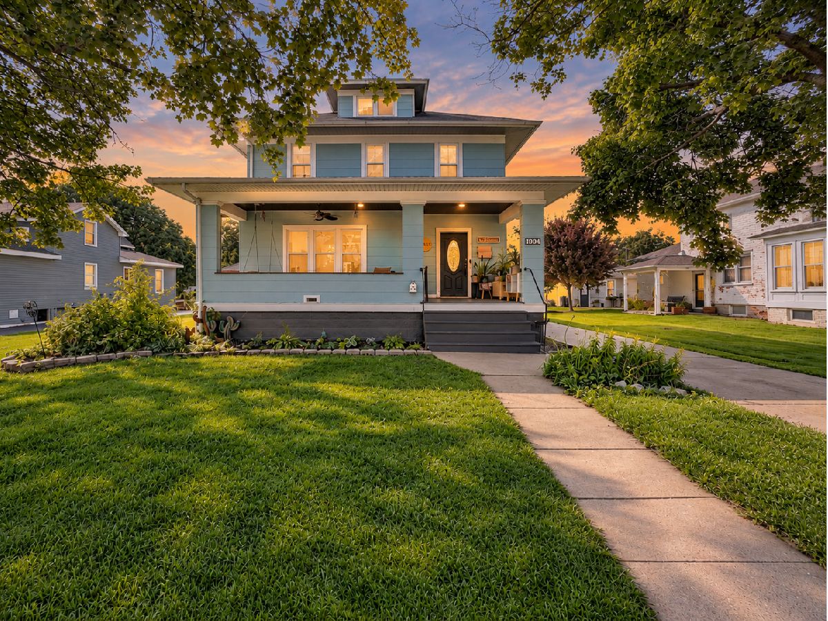  For Sale Geneseo Illinois, 707 Oakwood Avenue