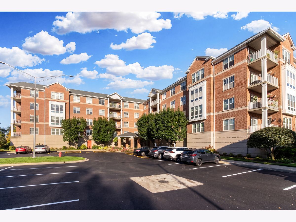  For Sale Northbrook Illinois, 101 Pointe Drive