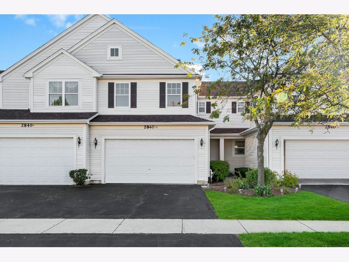  For Sale Wauconda Illinois, 2840 Cattail Court