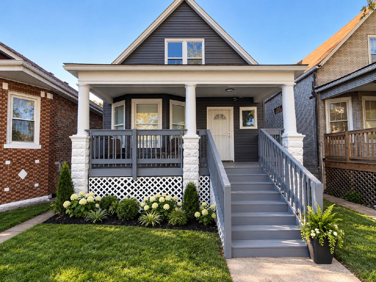  For Sale Chicago Illinois, 6922 Rockwell Street