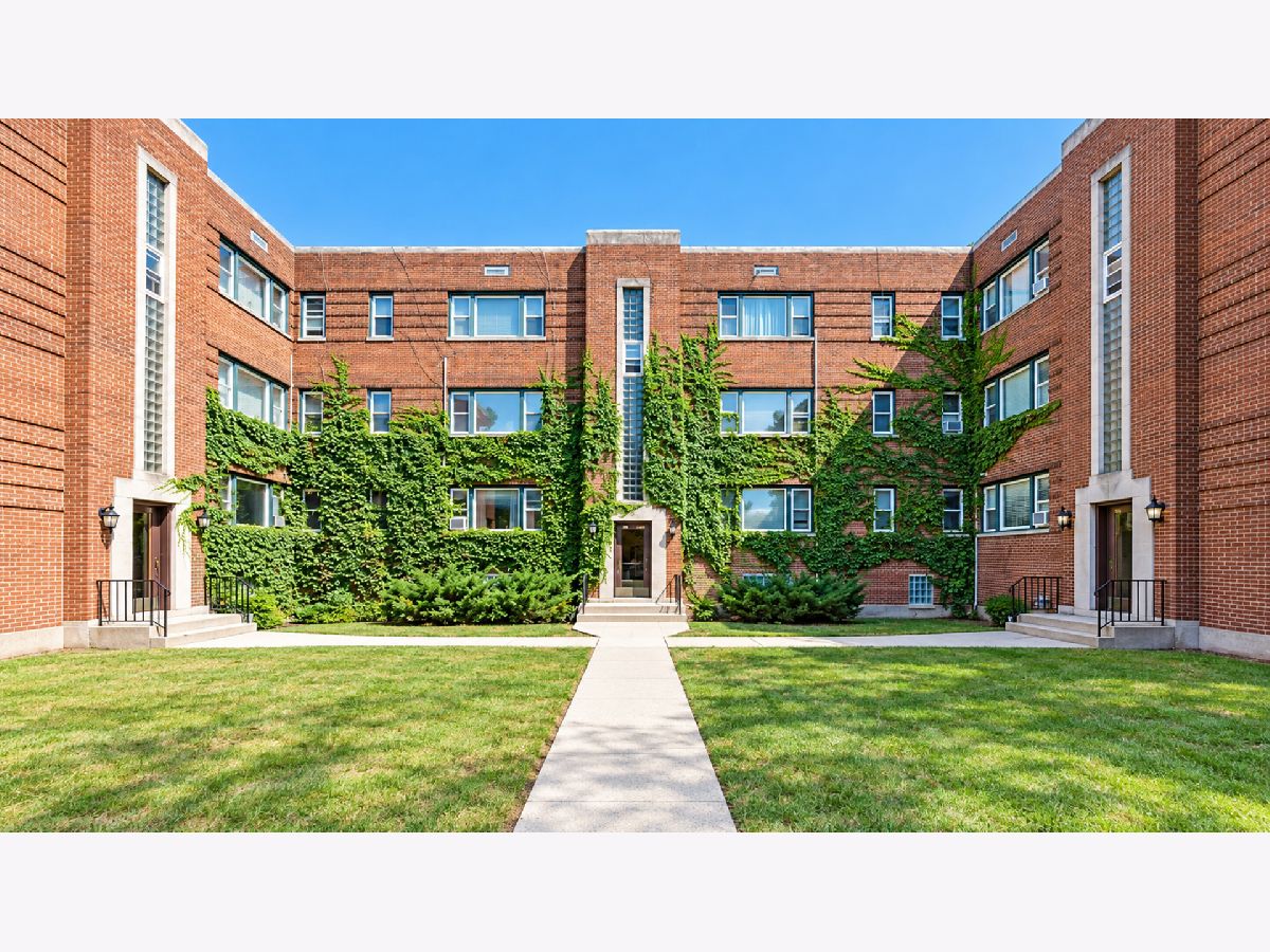  Rented Evanston Illinois, 227 Custer