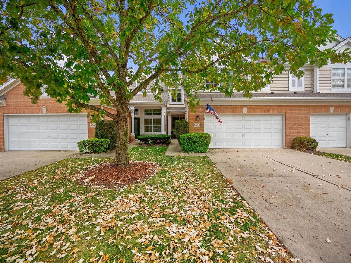  For Sale Westchester Illinois, 2596 Camberley Circle