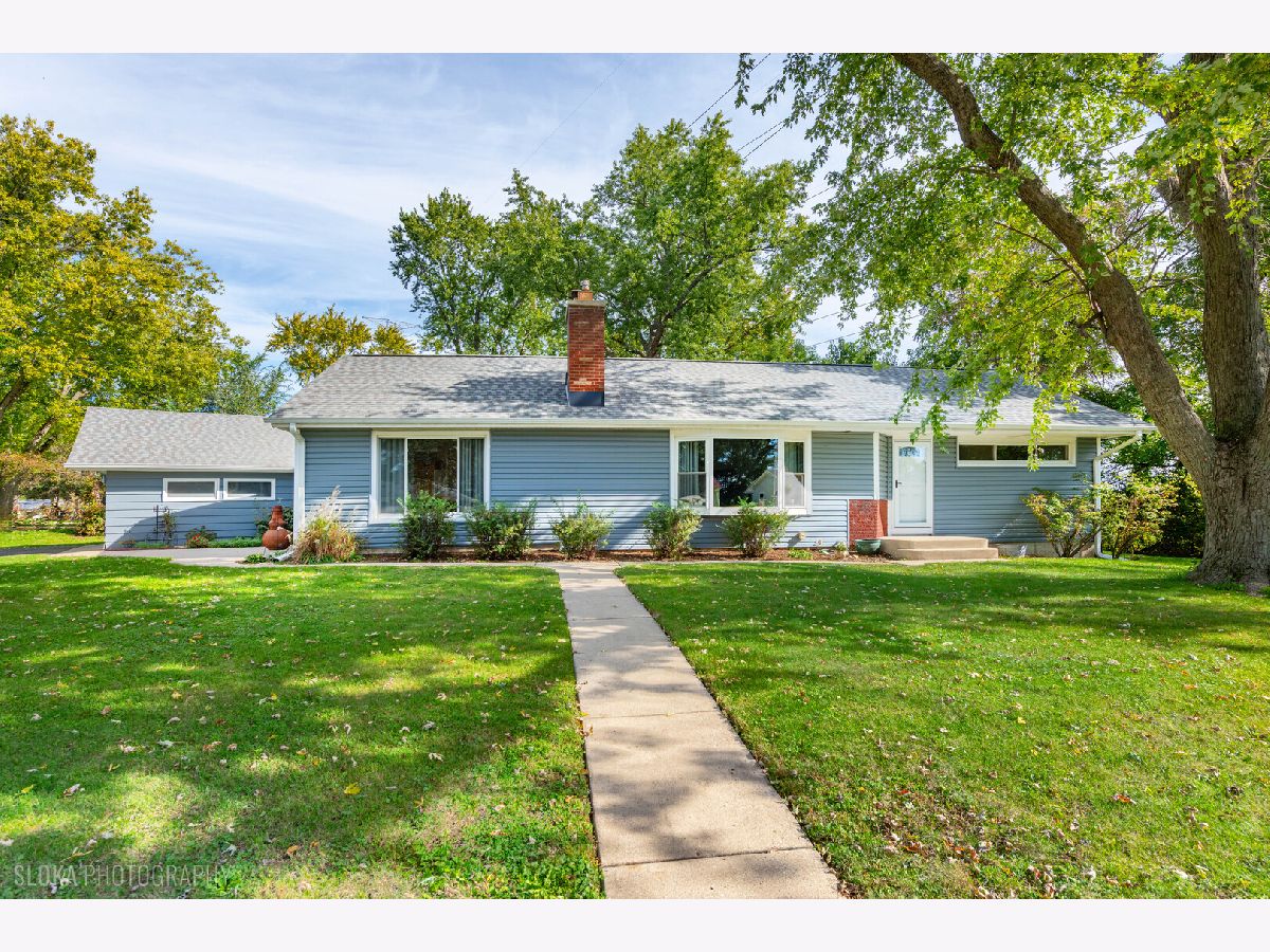  For Sale Cary Illinois, 148 Cherry Street