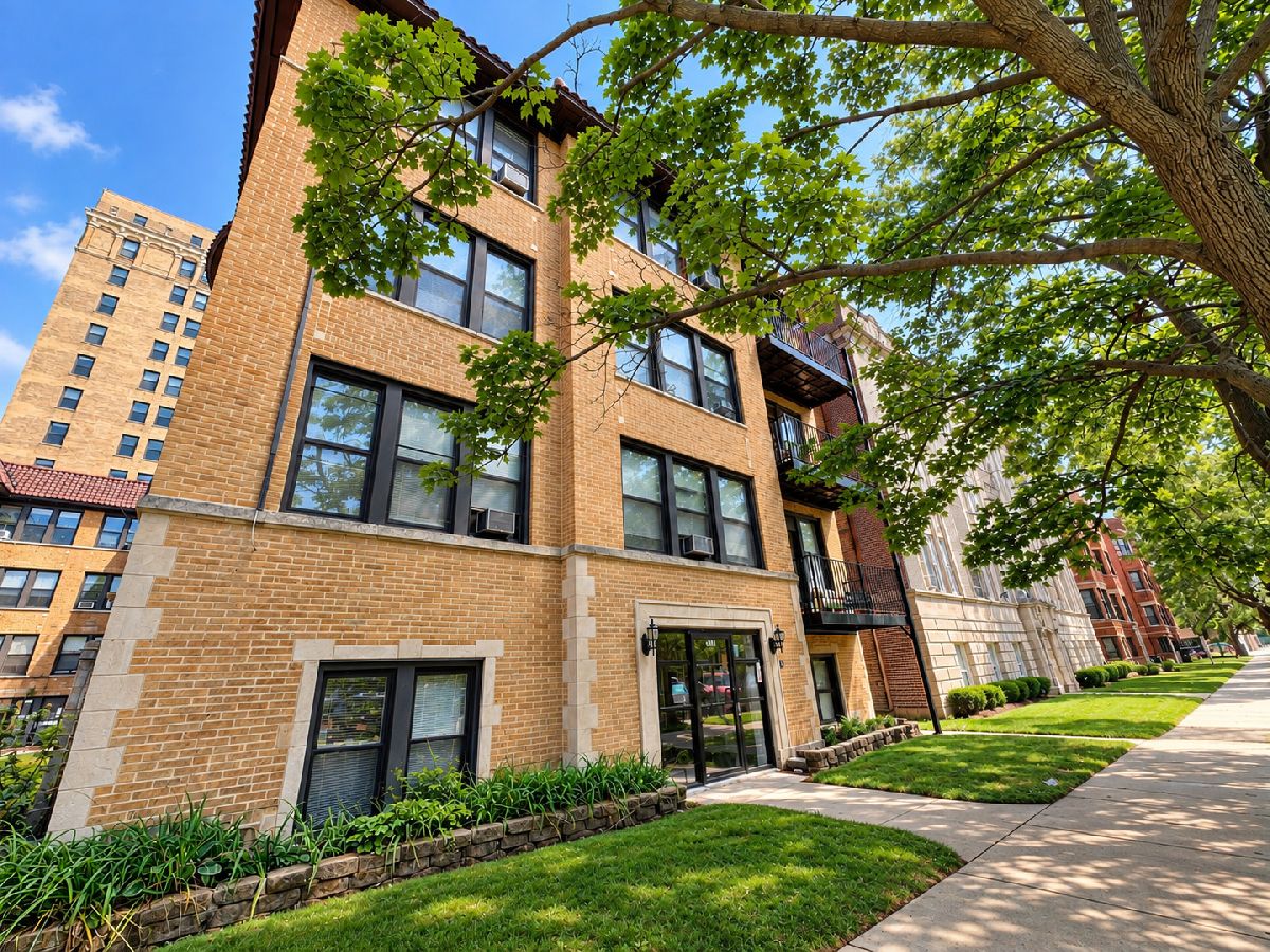  Rented Chicago Illinois, 5461 Everett