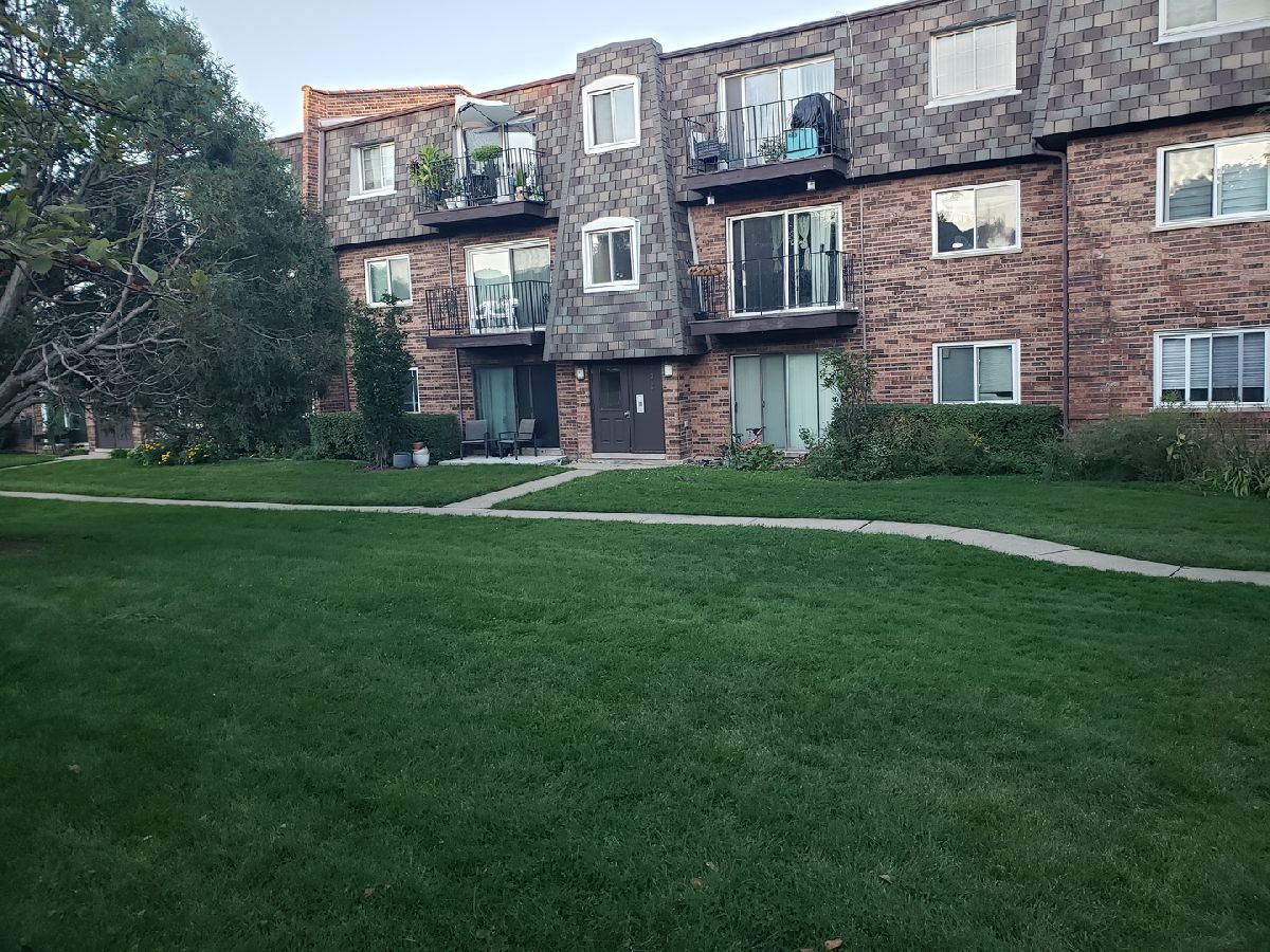  For Rent Des Plaines Illinois, 9357 Bay Colony