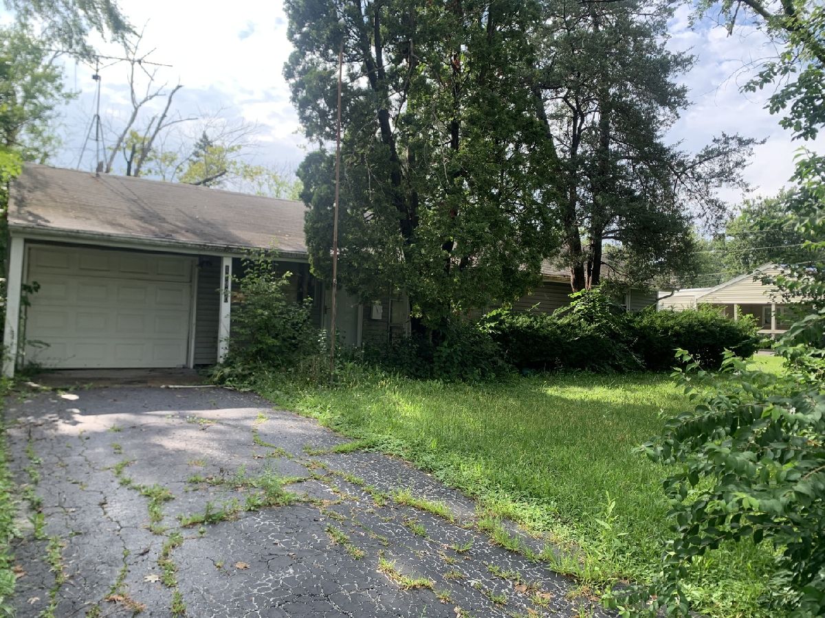  For Sale Country Club Hills Illinois, 17960 John Avenue