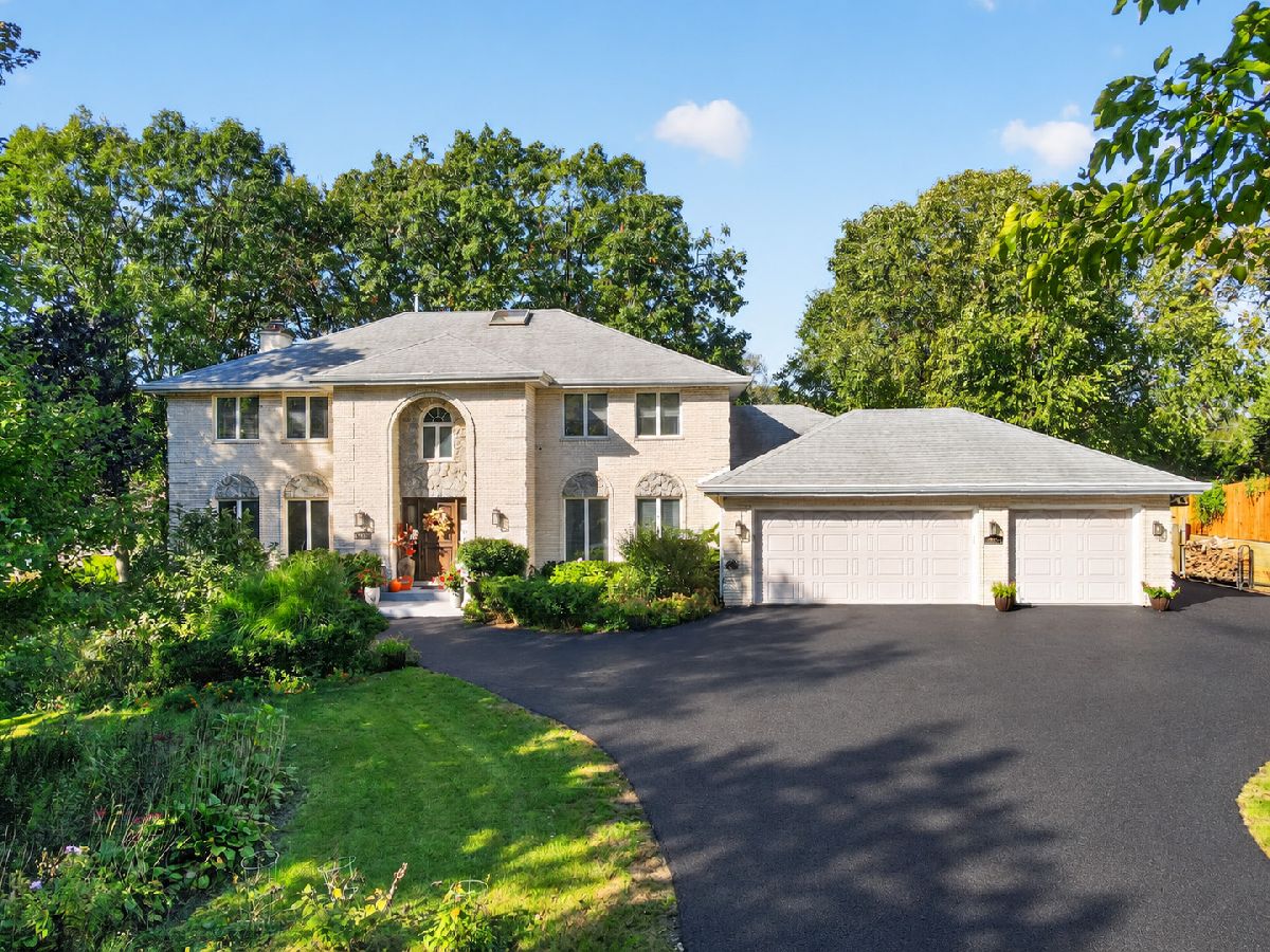  For Sale Hickory Hills Illinois, 9240 83rd Avenue