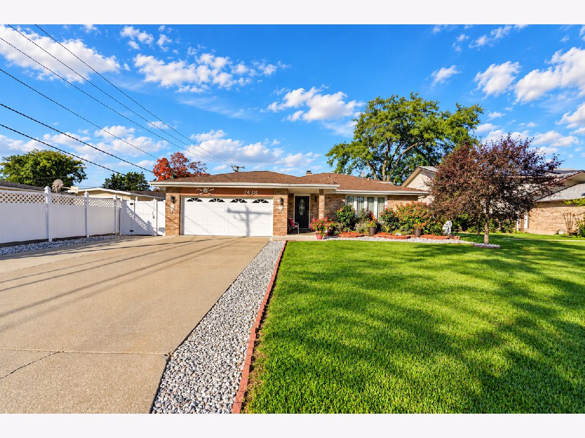  For Sale Bridgeview Illinois, 7438 Beloit Avenue