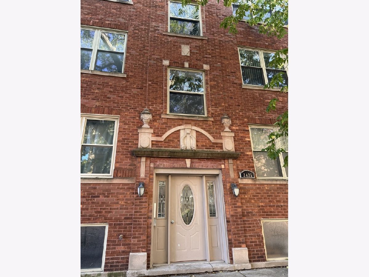  For Sale Chicago Illinois, 3435 Berteau