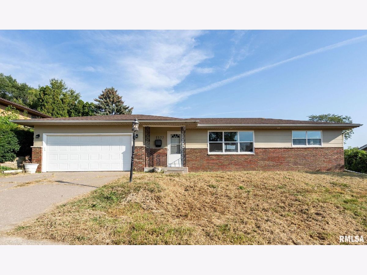  For Sale Davenport Iowa, 1322 Northlawn Road