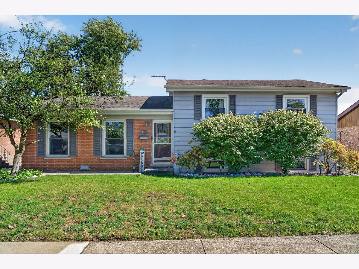  For Sale Homewood Illinois, 18413 Hood Avenue