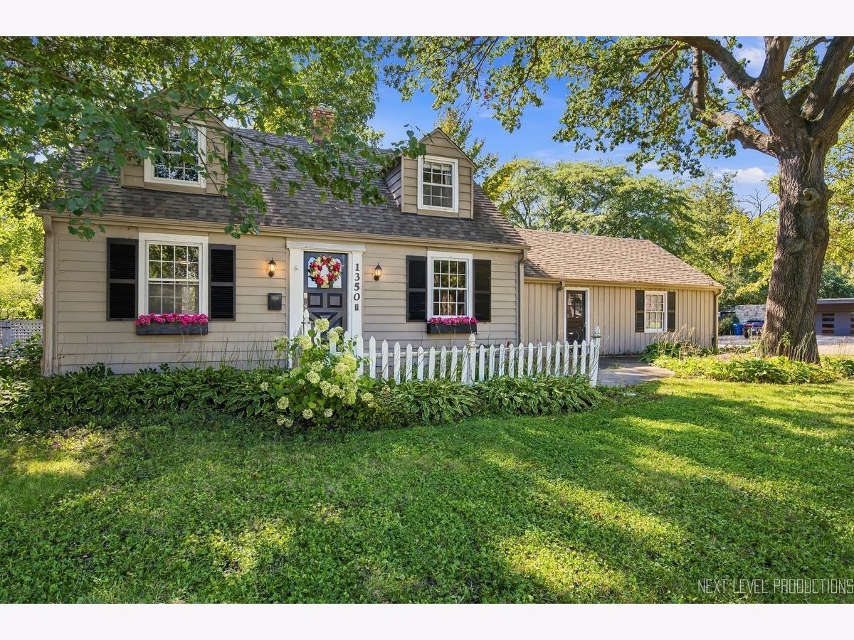  For Sale Aurora Illinois, 1350 Garfield Avenue
