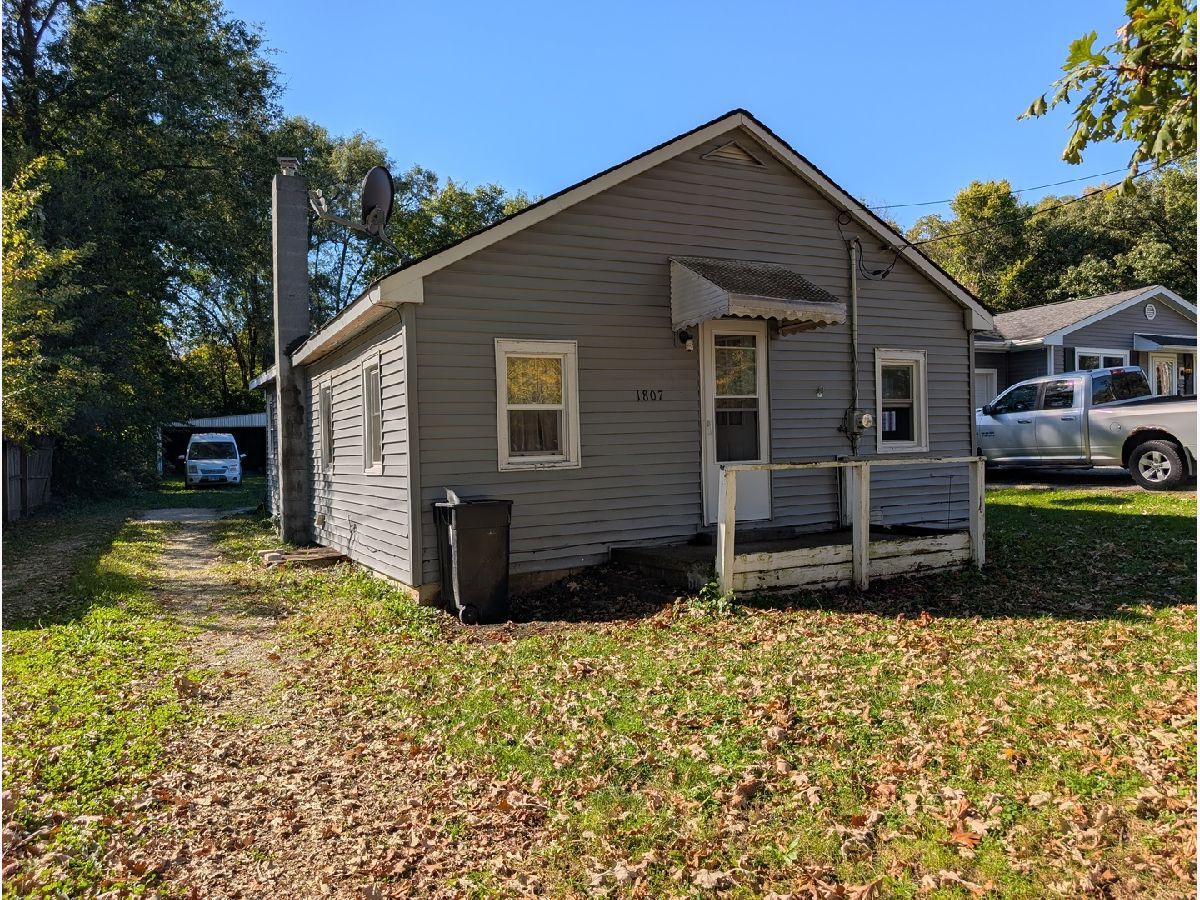  For Sale Ottawa Illinois, 1807 Poplar Street