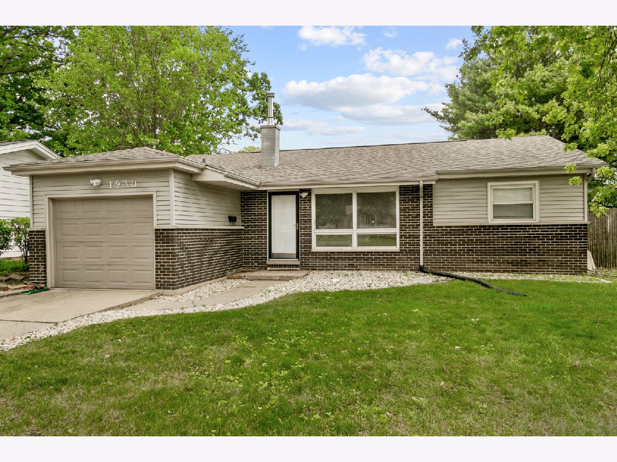 Homes For Sale Timber Ridge Waukegan Illinois, 1930 Arthur Drive