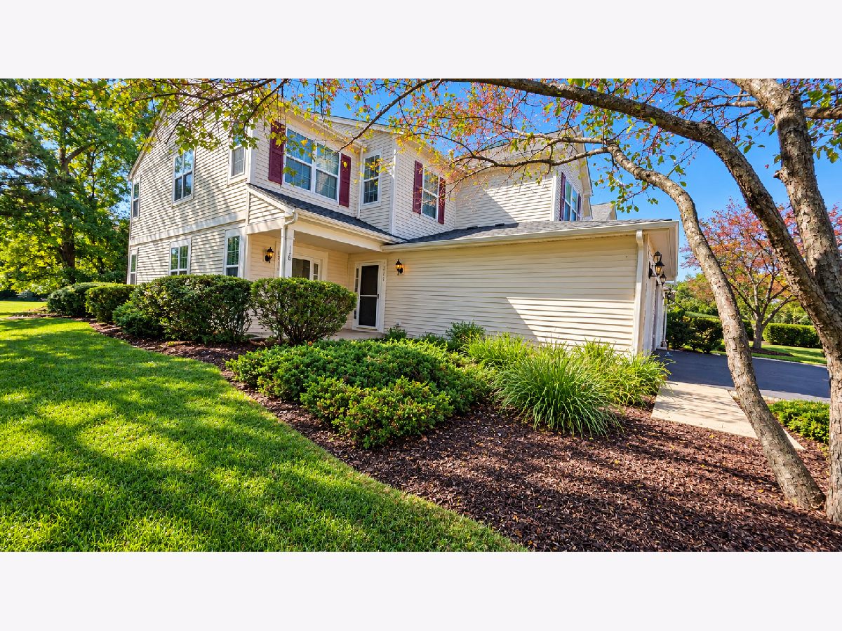Townhomes & Homes For Sale Aragon Carpentersville Illinois, 1216 Brookdale Drive