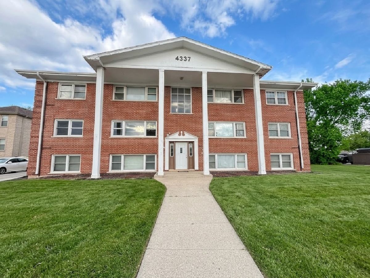  For Rent Lyons Illinois, 4337 Prescott