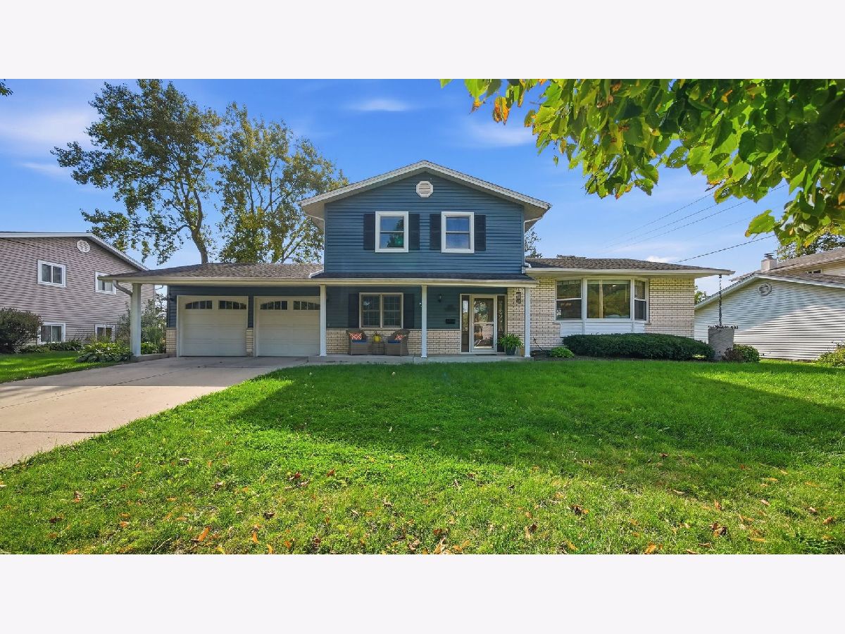 Homes For Sale Winston Park Palatine Illinois, 1363 Kenilworth Avenue