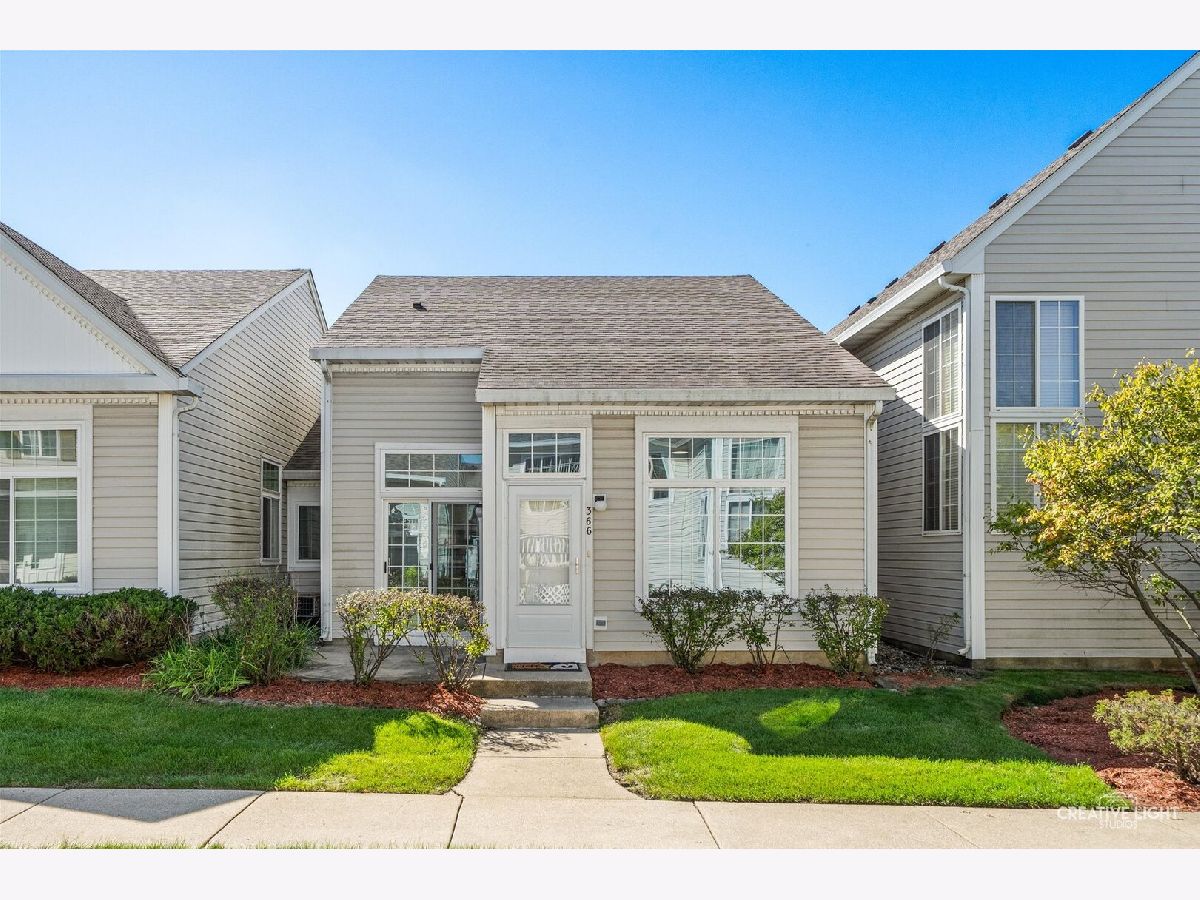 Townhomes & Condos For Sale Town Centre Park Bolingbrook Illinois, 366 Magnolia Court