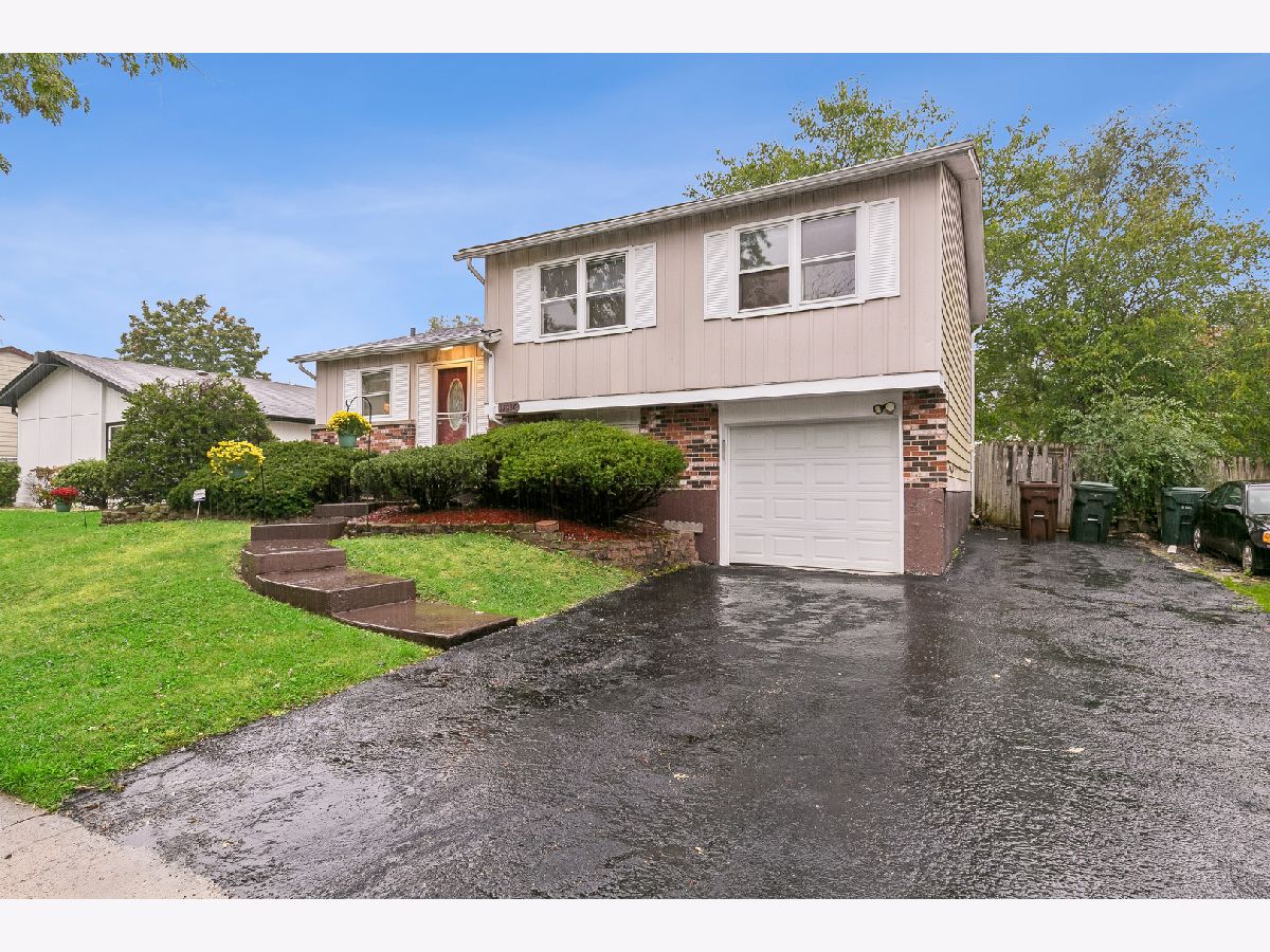  For Sale Country Club Hills Illinois, 17830 Princeton Lane