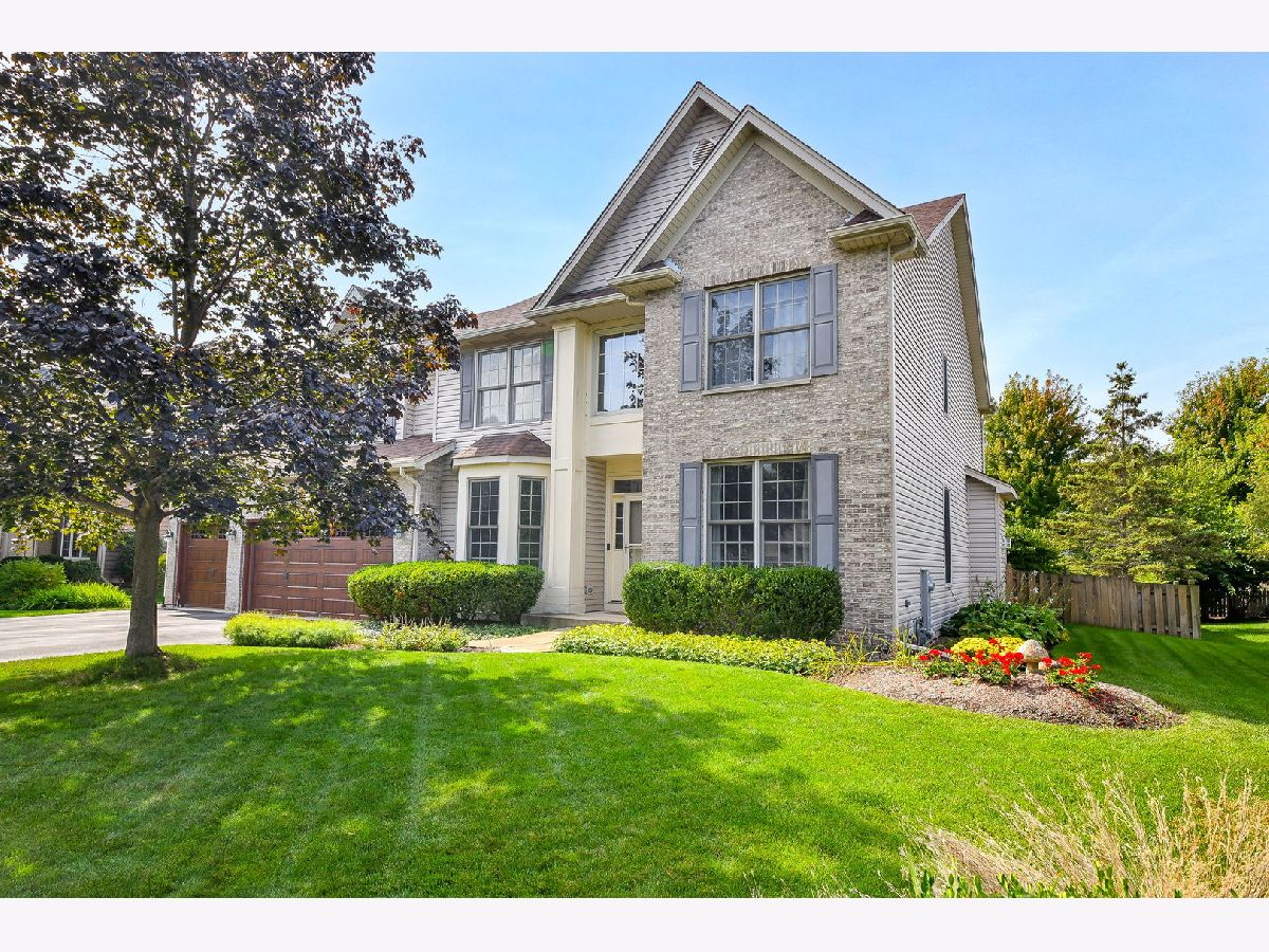 Homes For Sale Johnson Woods Batavia Illinois, 275 Stafney Drive