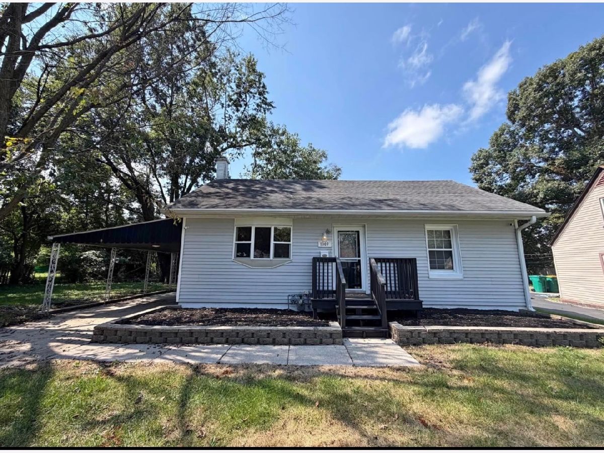  For Sale Joliet Illinois, 1009 Sherman Street