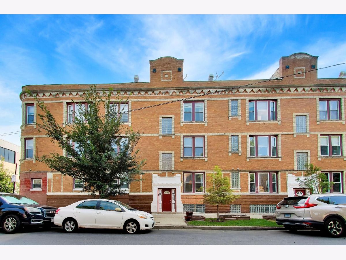  For Sale Chicago Illinois, 1351 Washtenaw Avenue