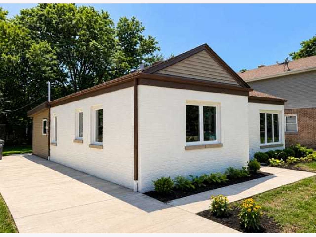  For Sale Morton Grove Illinois, 5809 Main Street