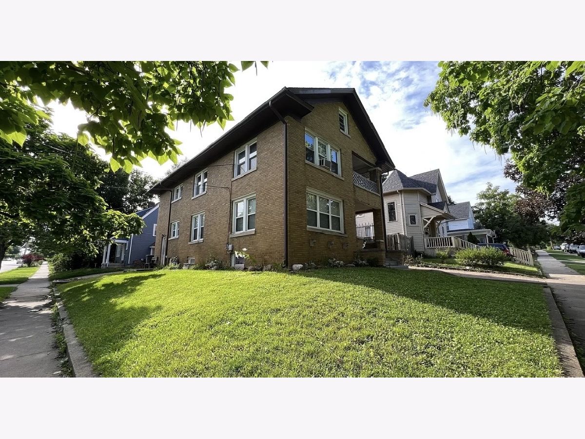  For Rent Elgin Illinois, 170 Porter