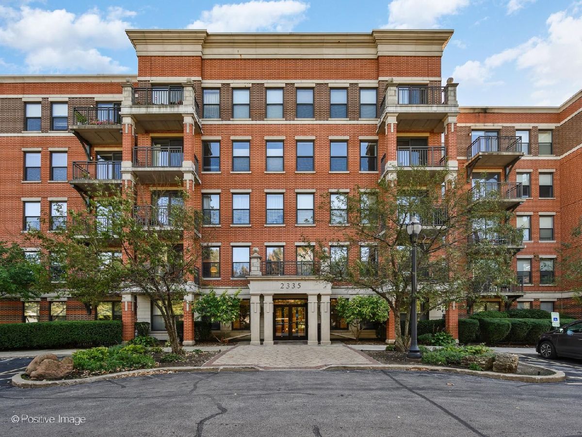  For Sale Chicago Illinois, 2335 Belle Plaine Avenue