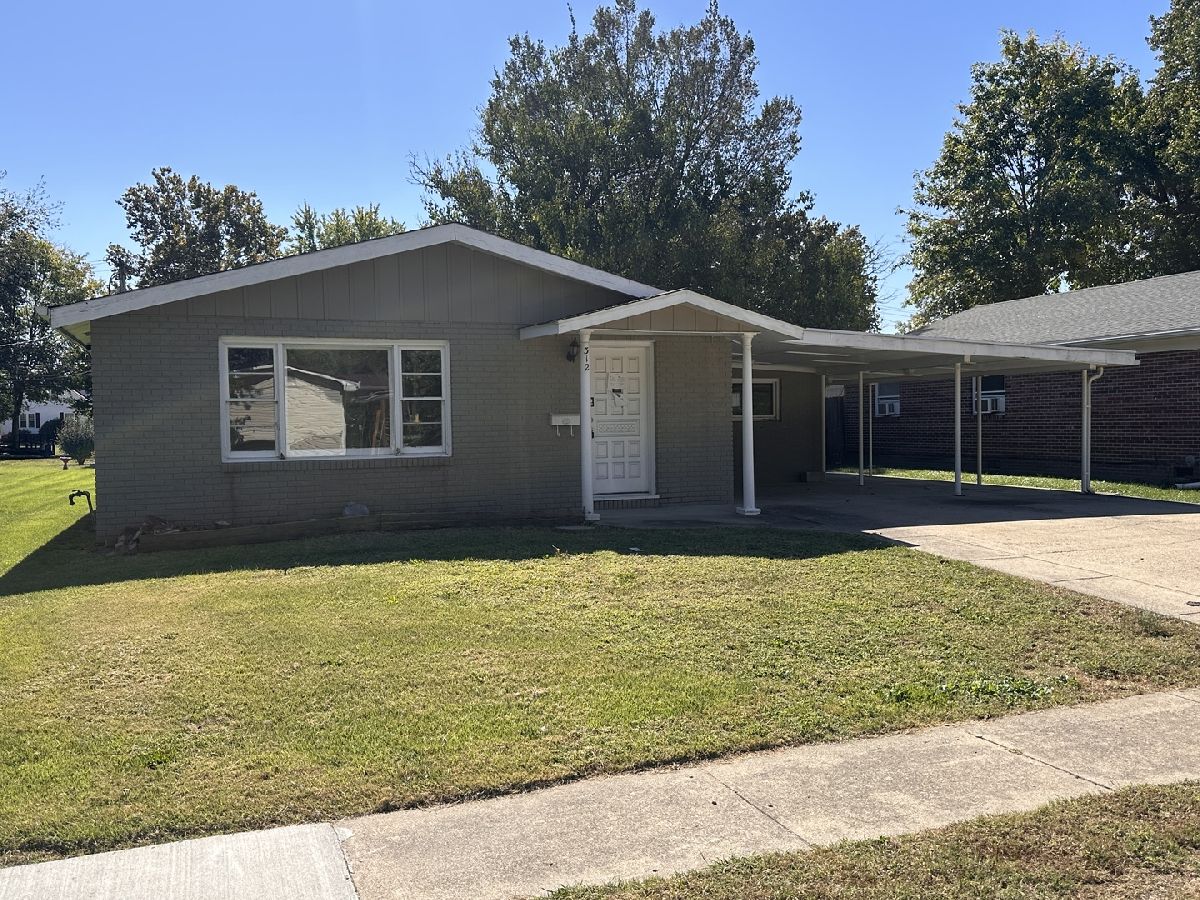  For Sale West Frankfort Illinois, 312 Lindell Street