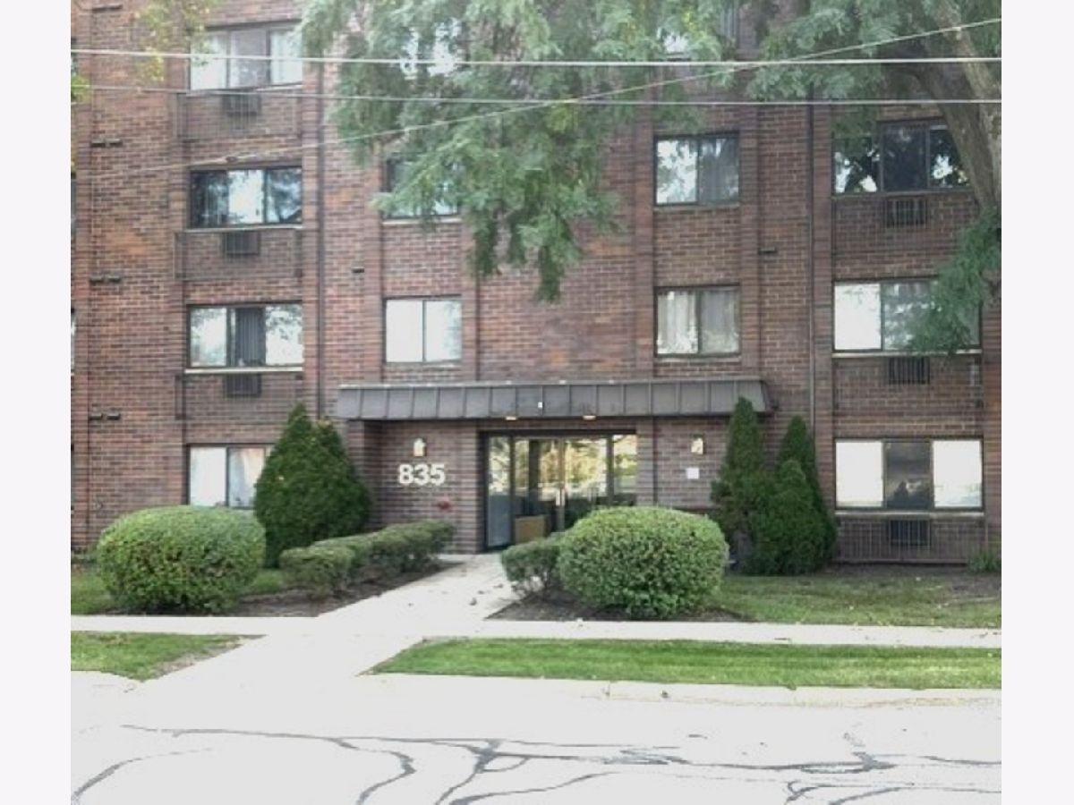  For Rent Des Plaines Illinois, 835 Pearson