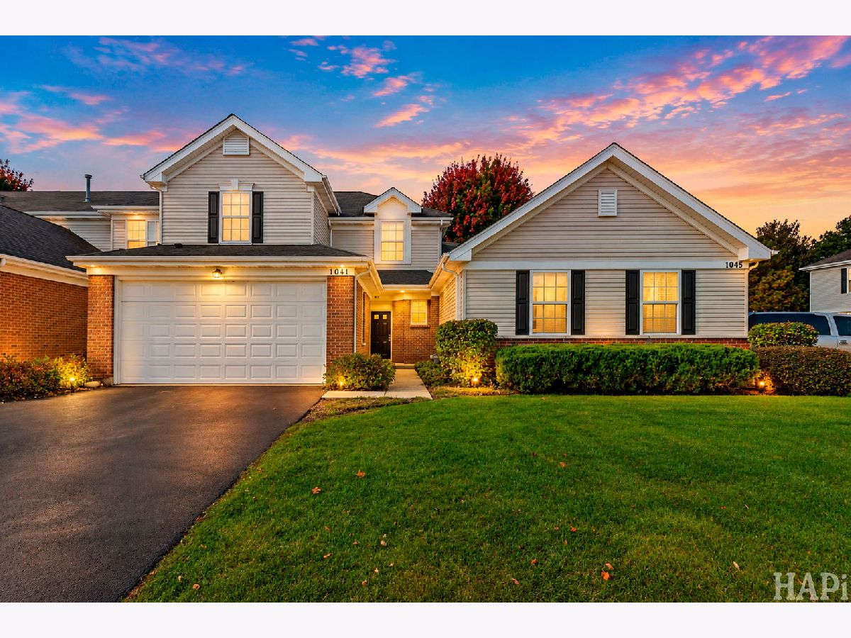 Homes & Townhomes & Condos For Sale Legend Lakes Mchenry Illinois, 1041 Carrick Road