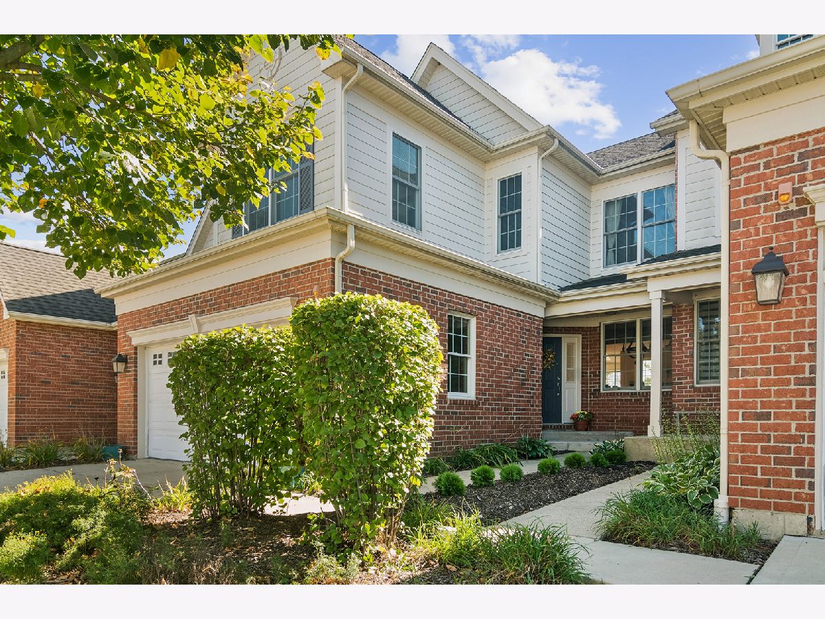  For Sale Hawthorn Woods Illinois, 27 Harborside Way