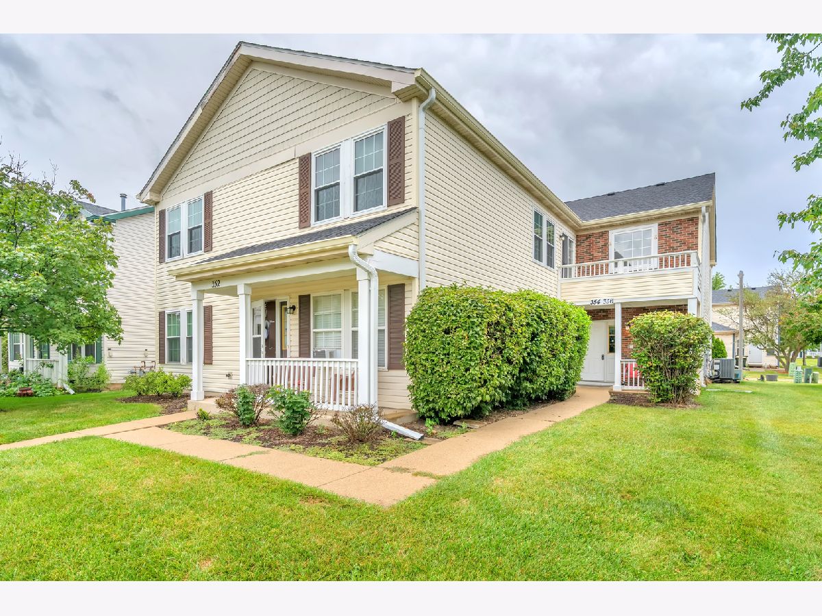  For Sale Oswego Illinois, 354 Ogden Falls Boulevard