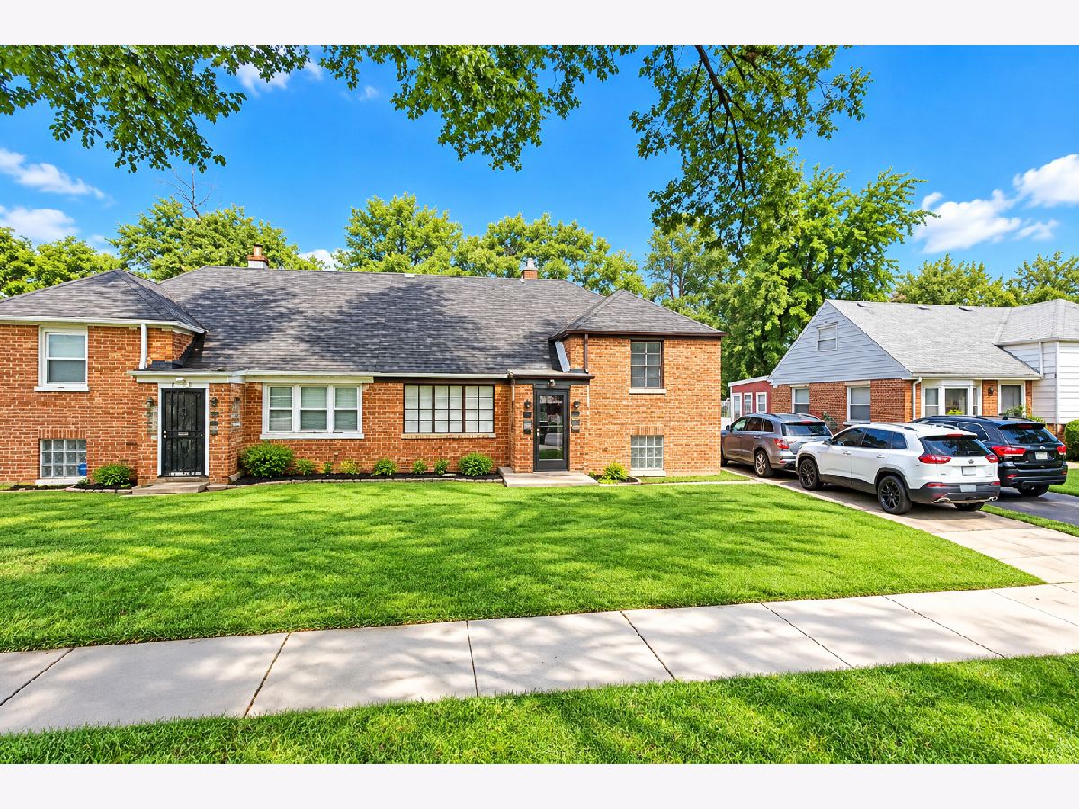  For Sale Chicago Illinois, 9666 Brennan Avenue