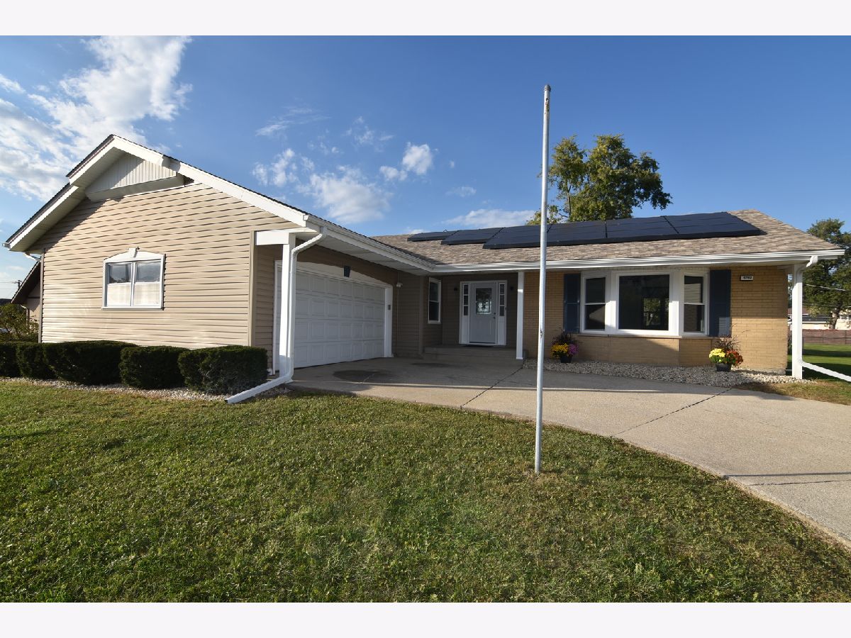  For Sale Country Club Hills Illinois, 4780 Flossmoor Road