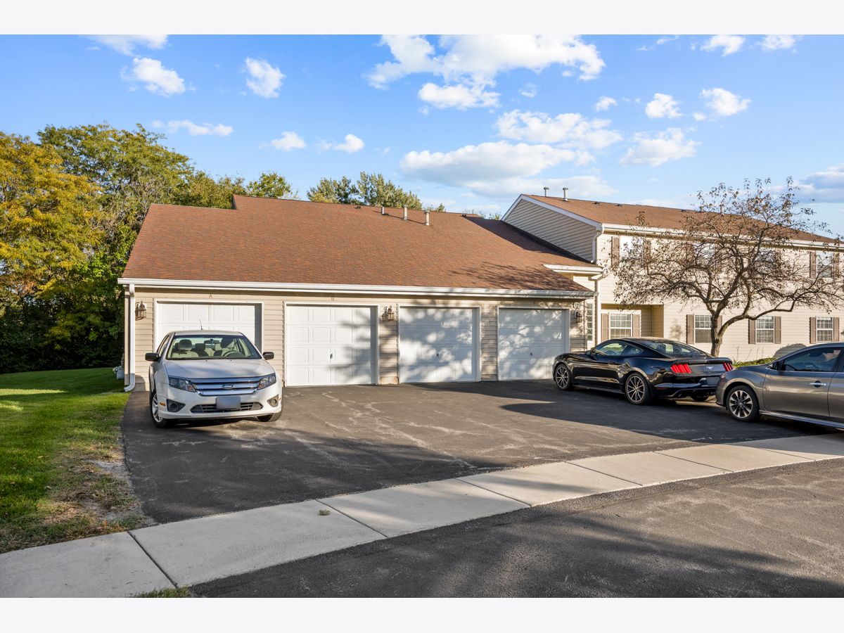  For Rent Streamwood Illinois, 126 Gant
