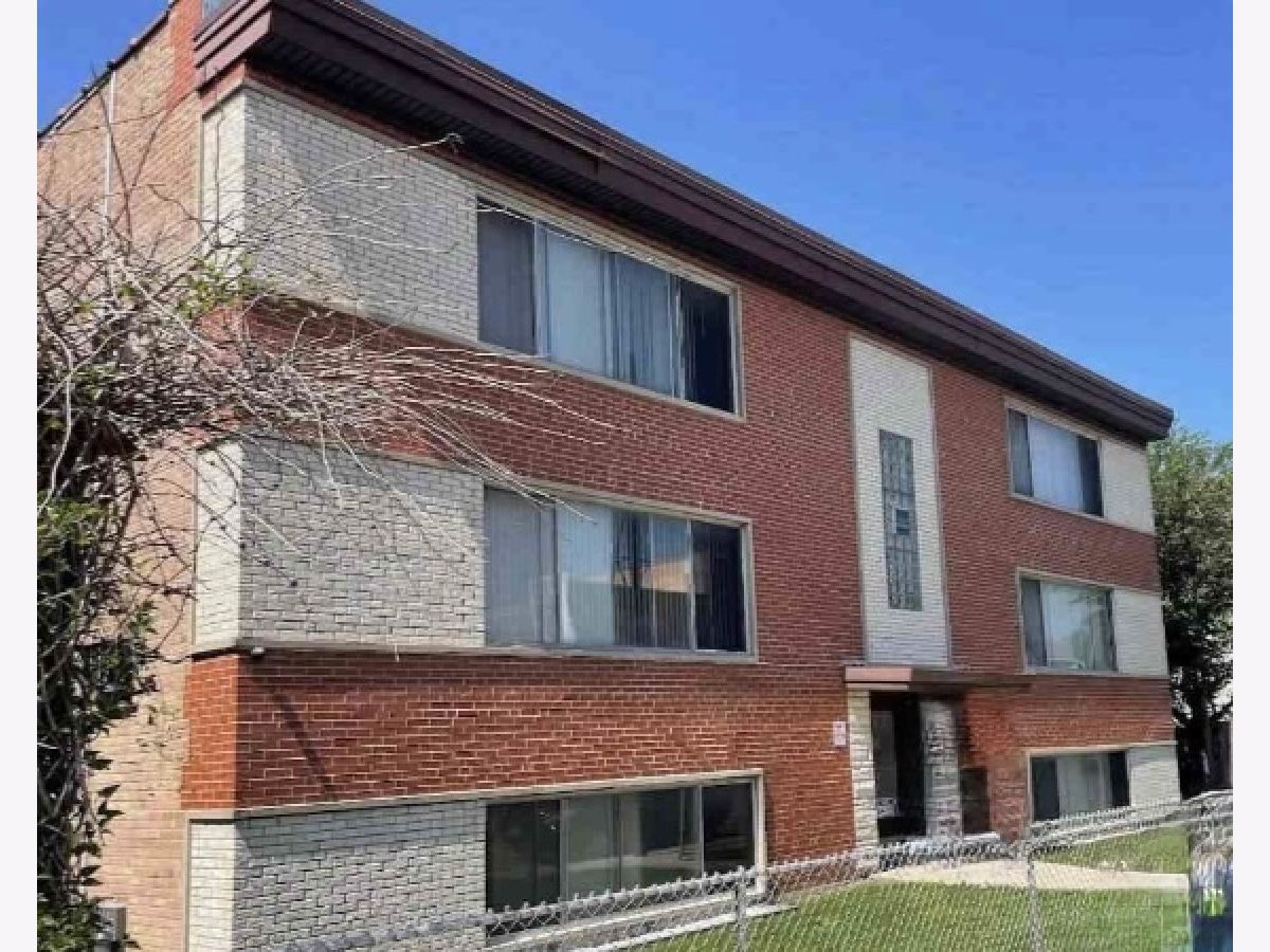  Rented Chicago Illinois, 3852 Elston