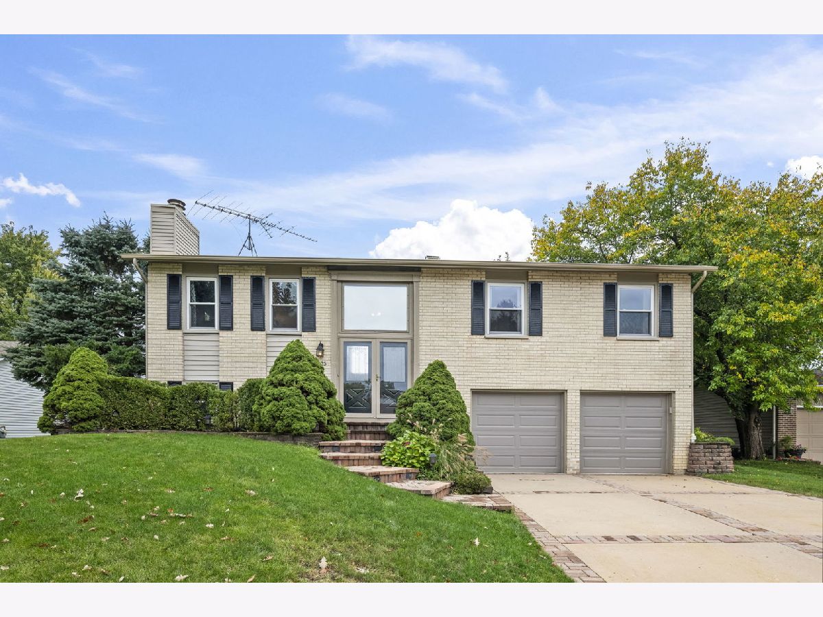  For Sale Hoffman Estates Illinois, 4175 Crimson Drive