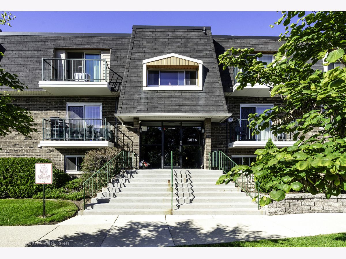  For Rent Northbrook Illinois, 3856 Parkway