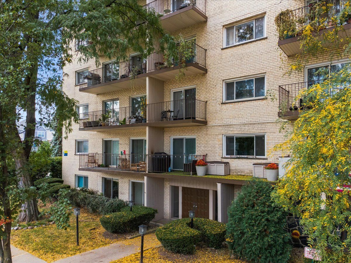  For Sale Morton Grove Illinois, 8630 Ferris Avenue