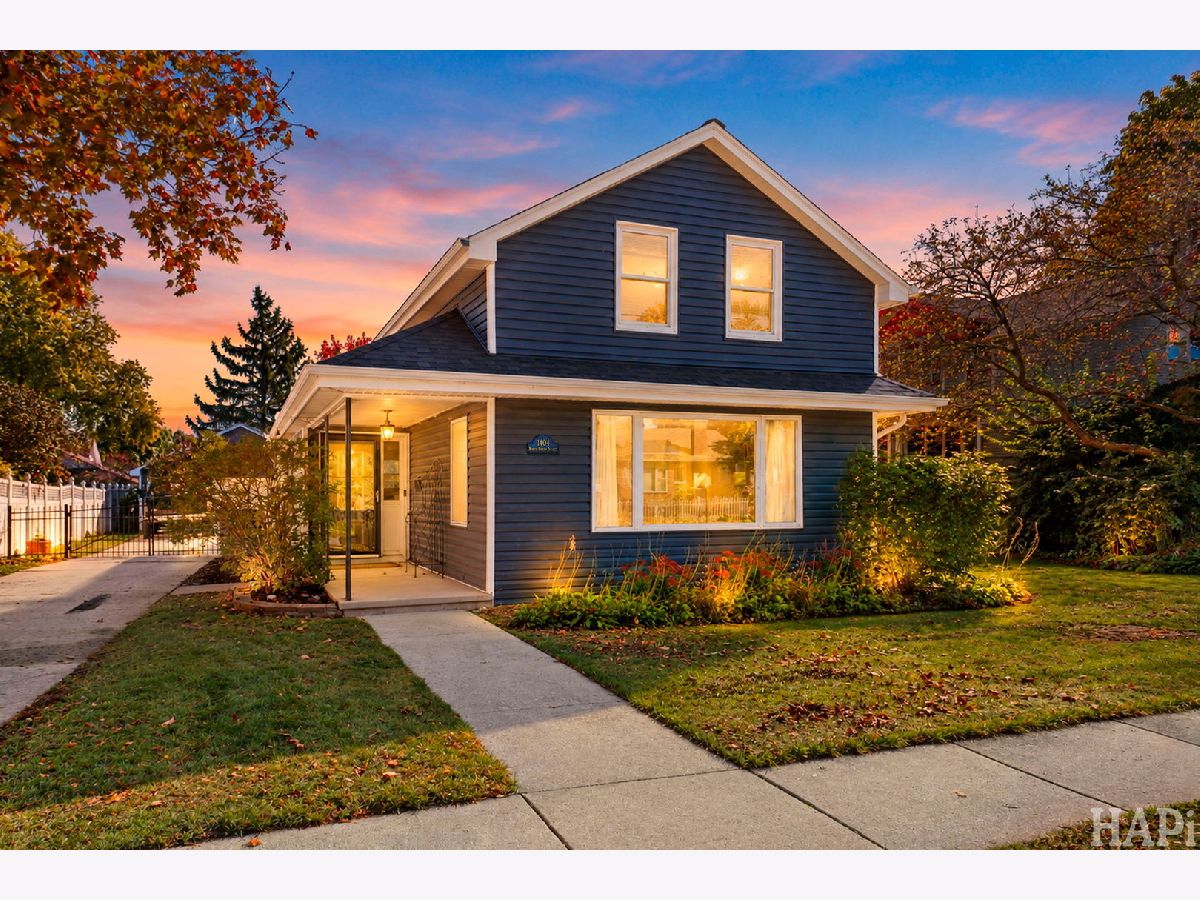  For Sale Mchenry Illinois, 1404 Green Street