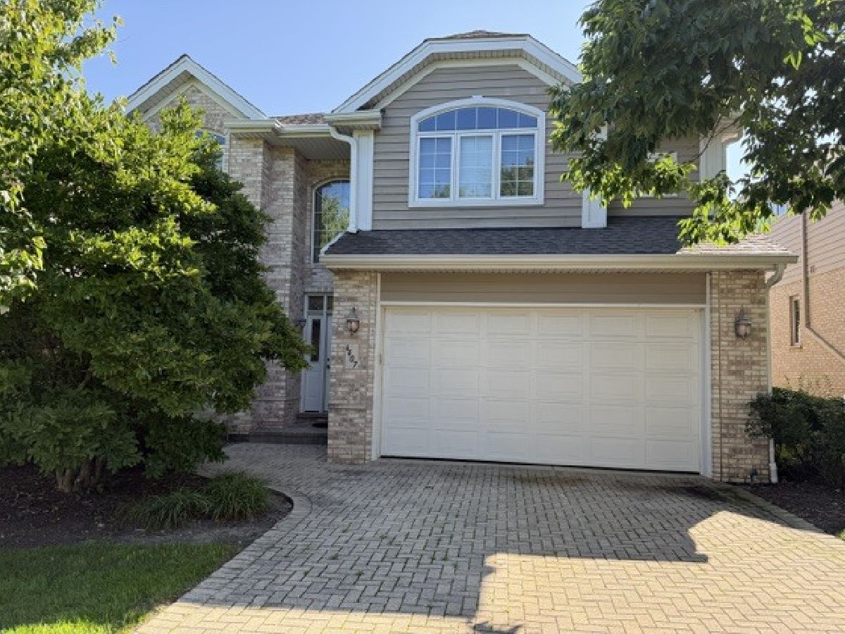  For Sale Willowbrook Illinois, 6407 Emerald Court