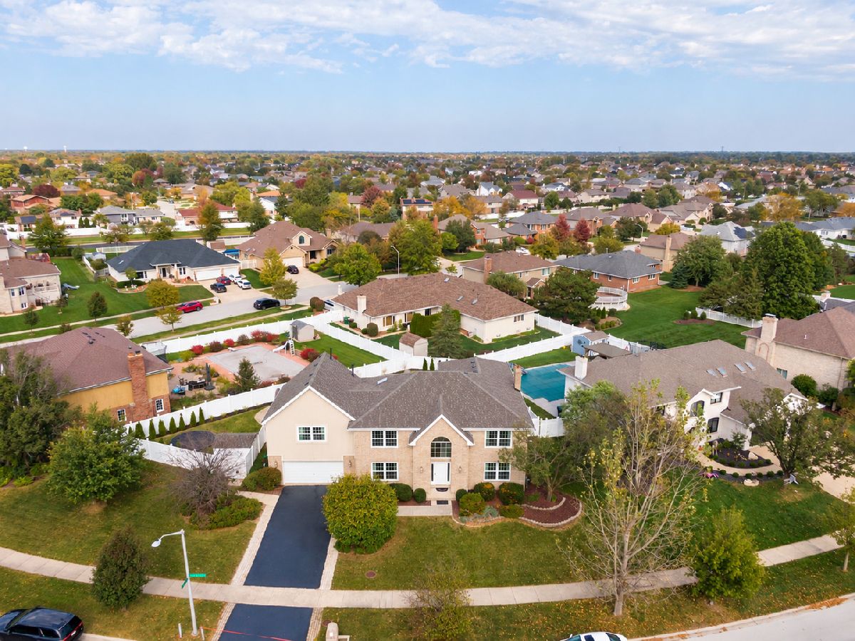  For Sale Tinley Park Illinois, 8930 Golden Pheasant Drive
