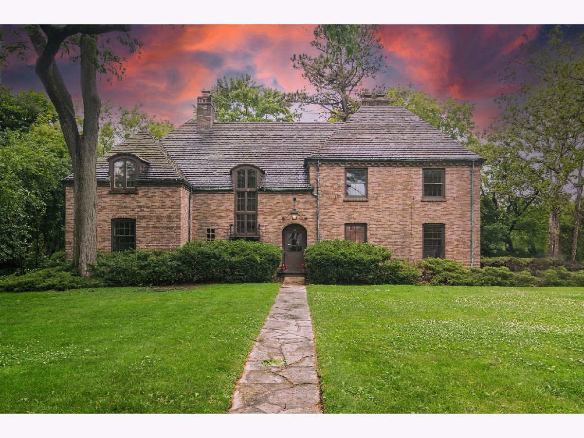  For Sale Barrington Illinois, 102 Pine Road