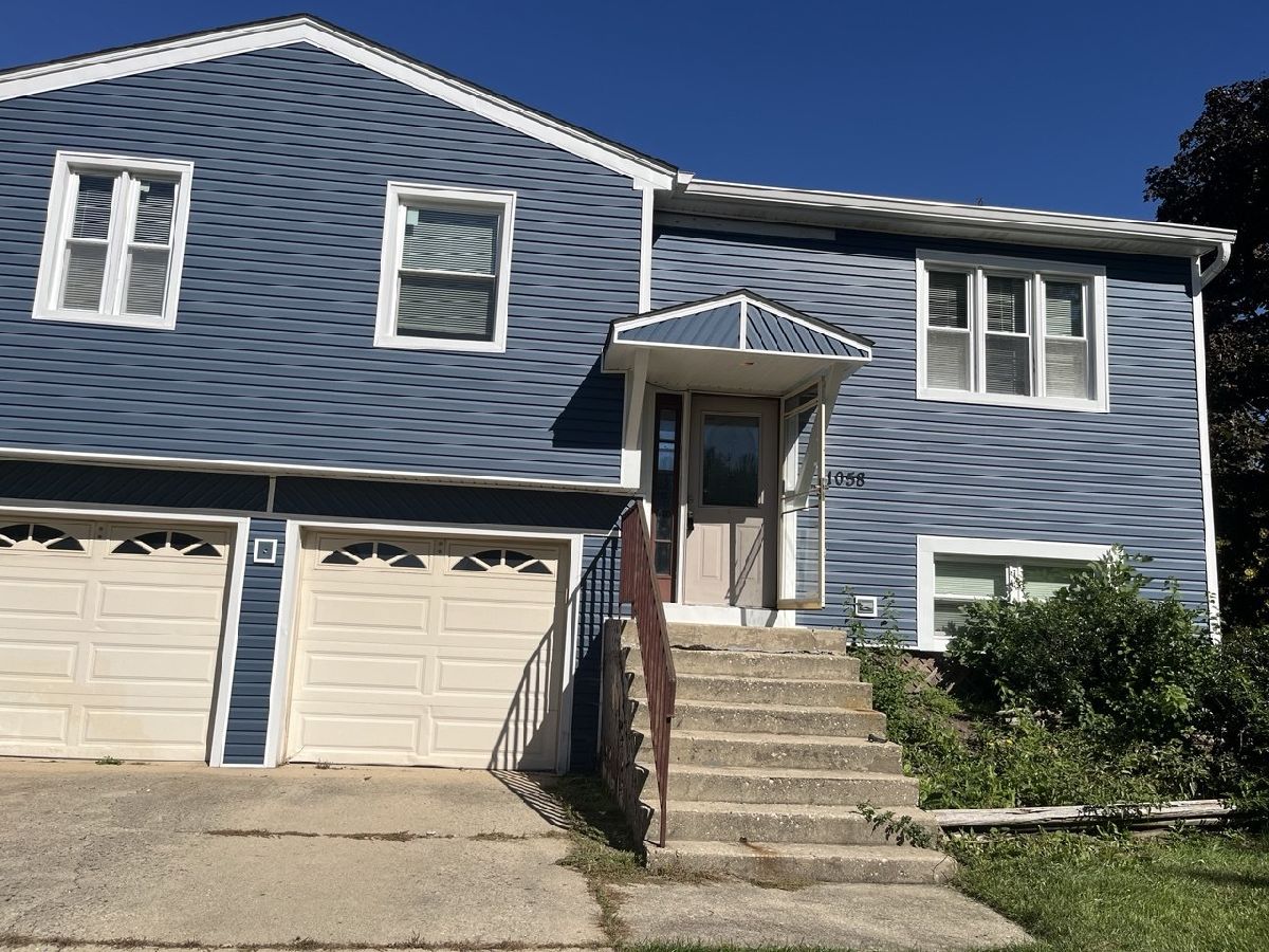  For Rent Bolingbrook Illinois, 1058 Towner