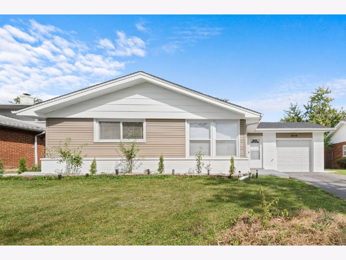  For Sale Hazel Crest Illinois, 3216 Maple Lane