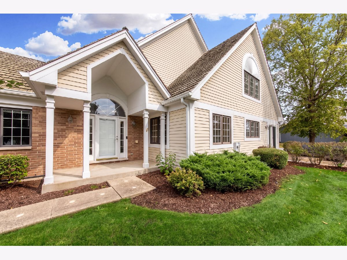  For Sale Libertyville Illinois, 820 Braeman Court